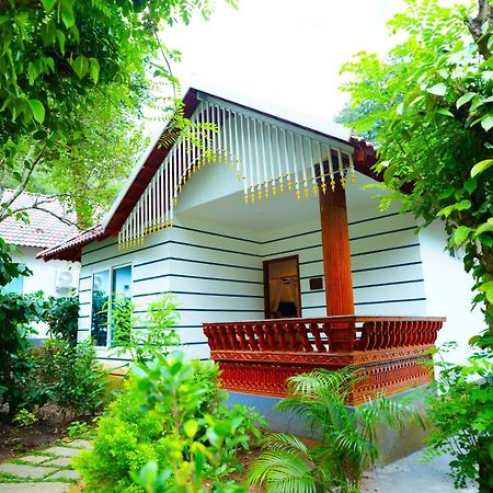 Coorg Orange Blossom Resort And Spa Suntikoppa Exterior foto